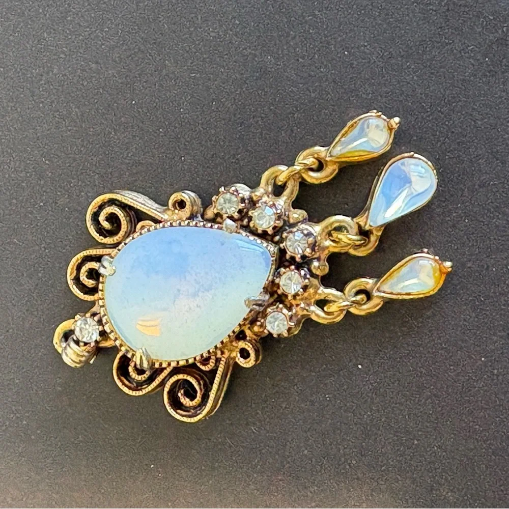 Vintage Florenza Elegant Goldtone and Opalite Pendant